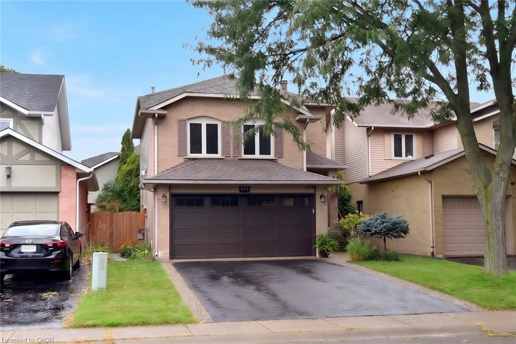 130 Charing Drive, Hamilton, ON, L8W 3B1