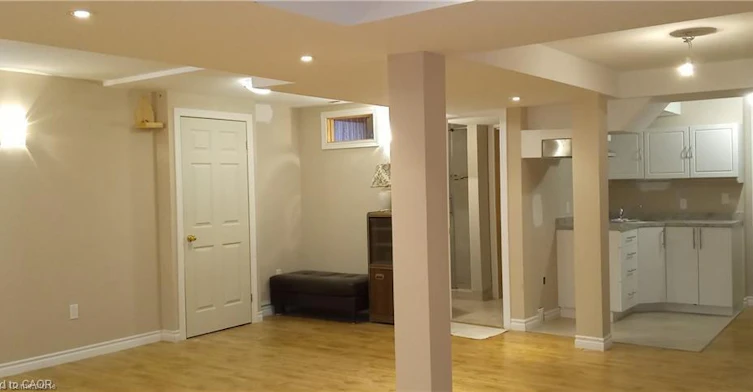 Lower-84 Apple Ridge Drive, Kitchener, ON, N2P 2S7 - 2