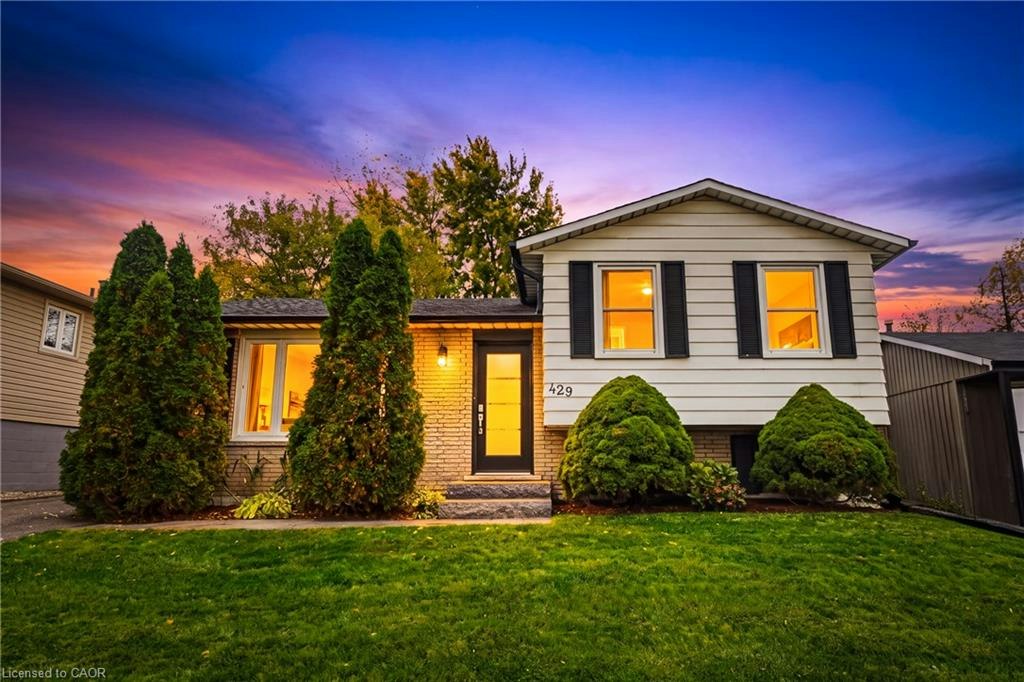 429 Limeridge Road W, Hamilton, ON, L9C 2V6
