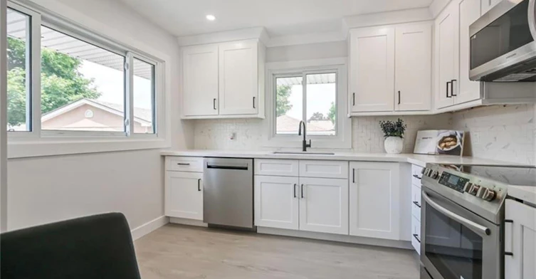 Upper-14 Pembroke Avenue, Brantford, ON, N3R 5B4 - 6
