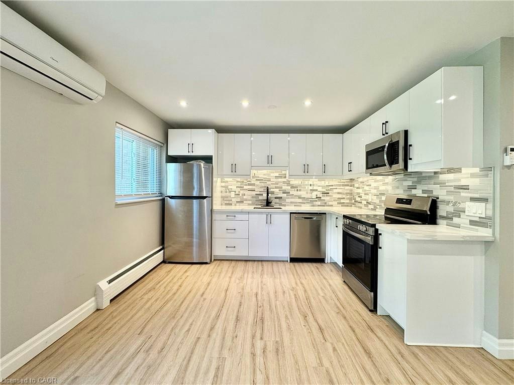 303-410 Hazel Street, Waterloo, ON, N2L 3P7 - 2