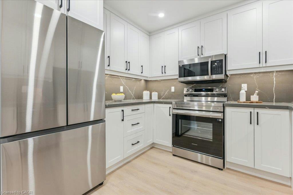 17-25 Valleyview Road, Kitchener, ON, N2E 1L5 - 11