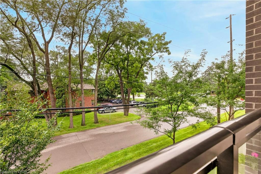 208-320 Plains Road E, Burlington, ON, L7T 0C1 - 24