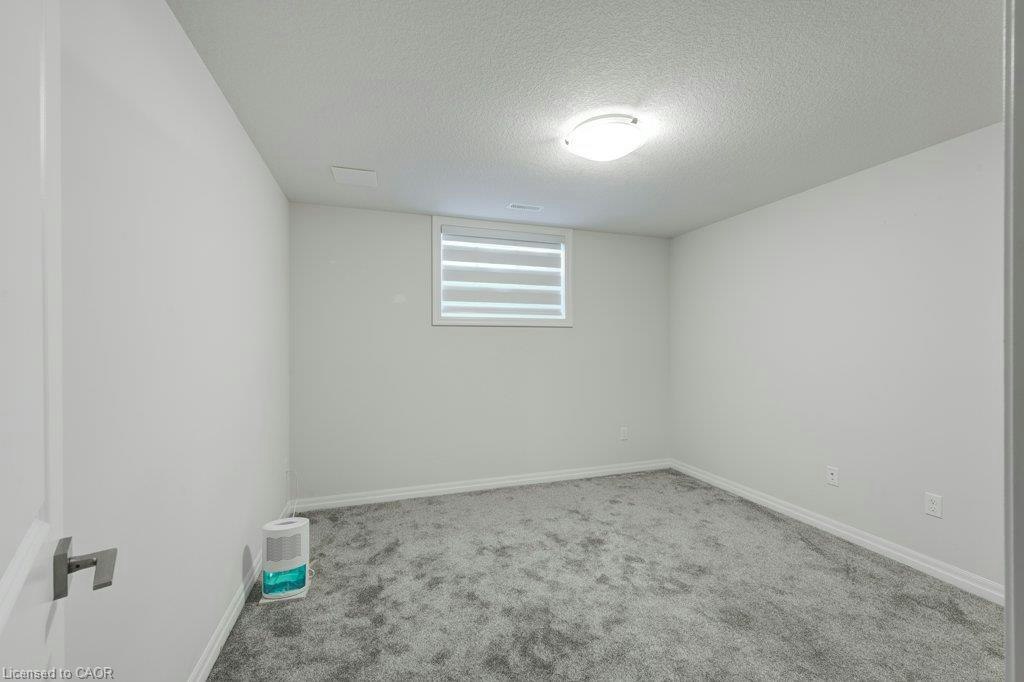 102 Livingston Drive, Tillsonburg, ON, N4G 0J3 - 30