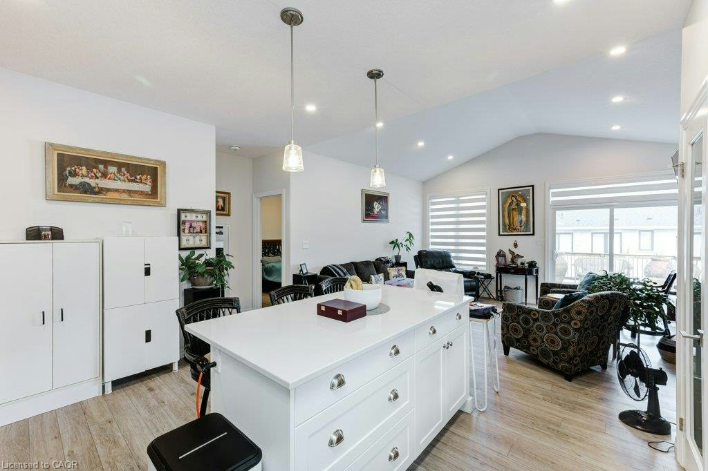 102 Livingston Drive, Tillsonburg, ON, N4G 0J3 - 12