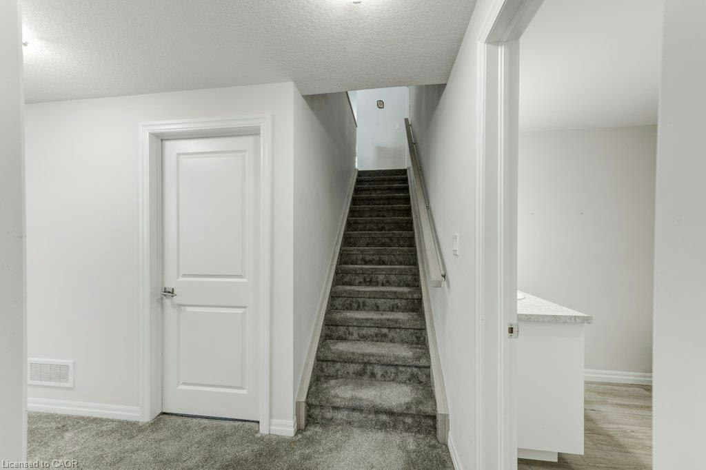 102 Livingston Drive, Tillsonburg, ON, N4G 0J3 - 22