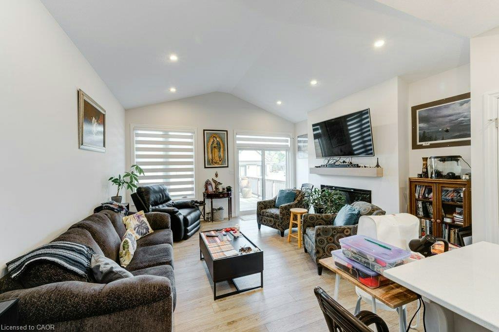 102 Livingston Drive, Tillsonburg, ON, N4G 0J3 - 14