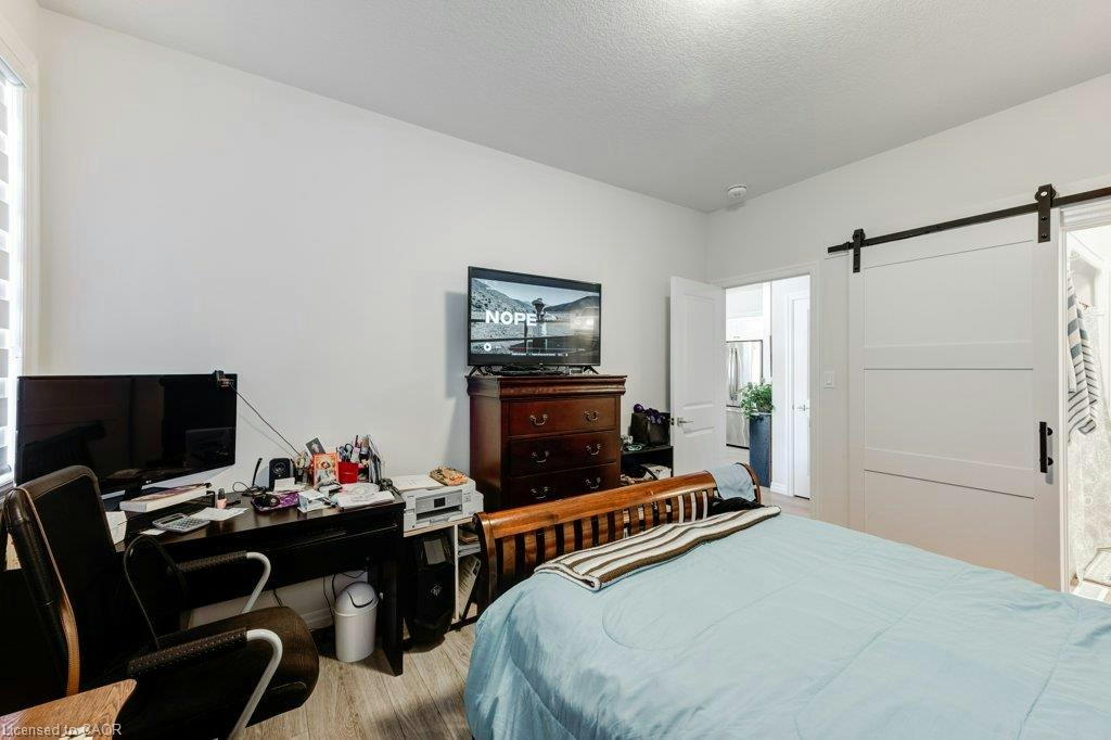 102 Livingston Drive, Tillsonburg, ON, N4G 0J3 - 16