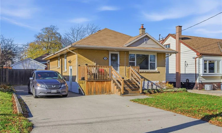 352 East 28th Street