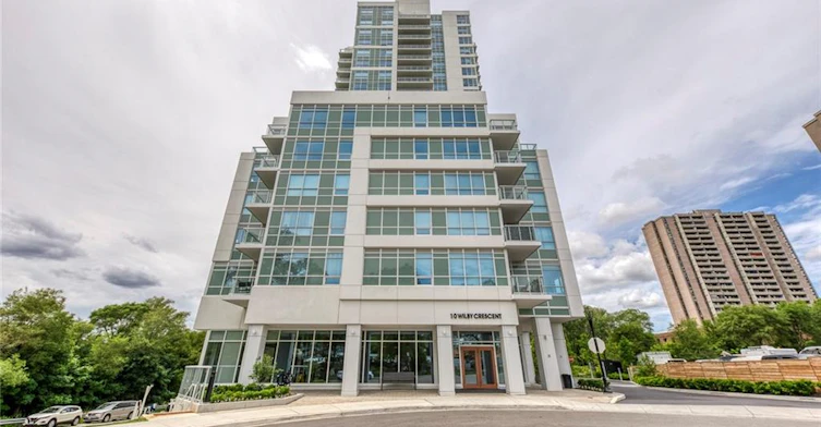 309-10 Wilby Crescent, Toronto, ON, M6N 0B6 - 2