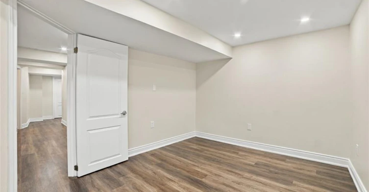 317 Jacqueline Boulevard, Hamilton, ON, L9B 2V7 - 9