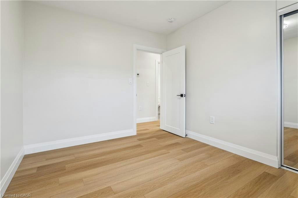 Main-121 Toby Crescent, Hamilton, ON, L8T 2N9 - 16