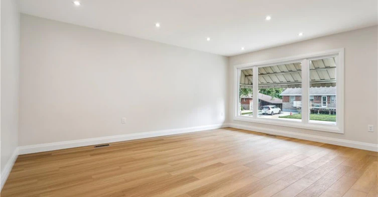 Main-121 Toby Crescent, Hamilton, ON, L8T 2N9 - 10