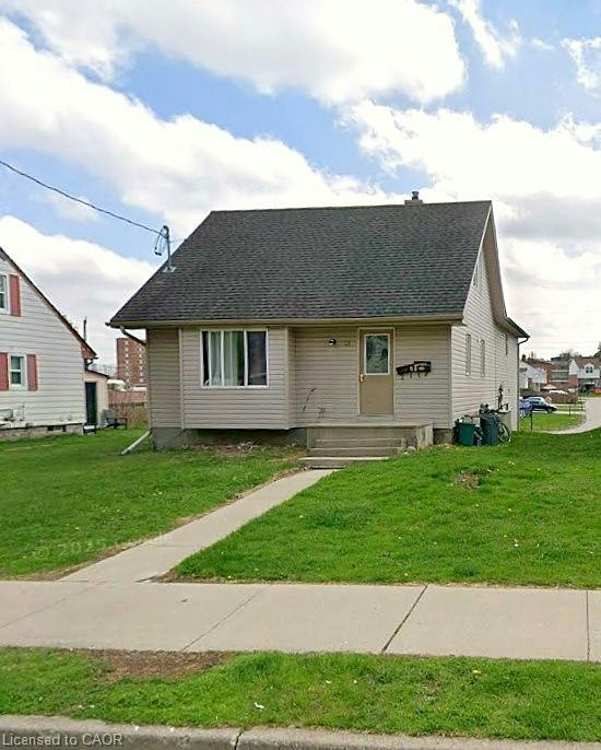23 Fir Street, Waterloo, ON, N2L 3H4