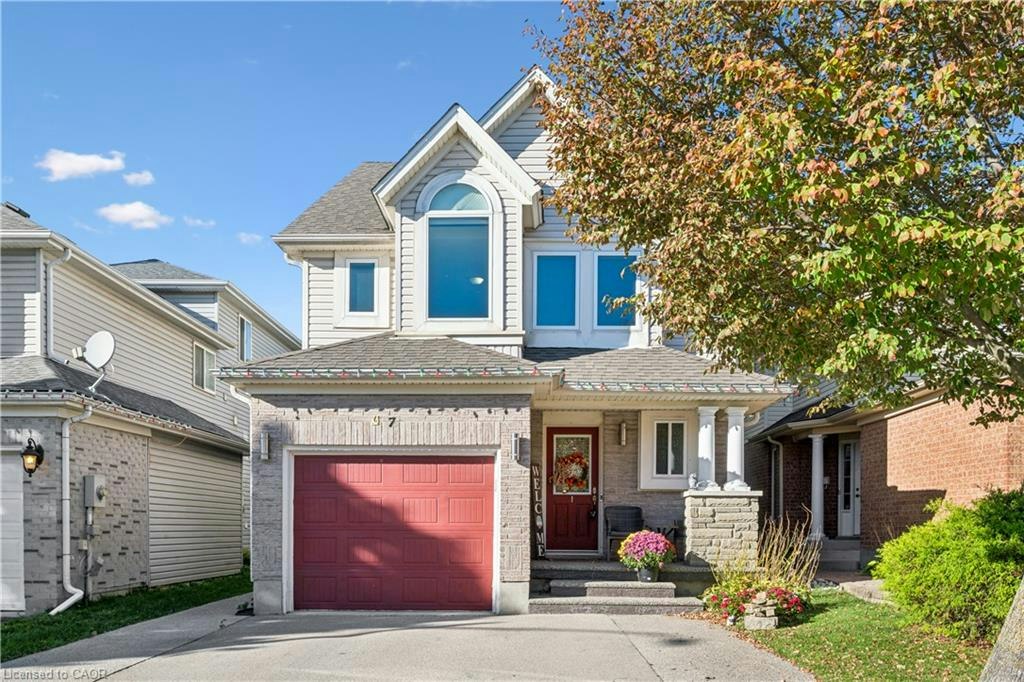 7 Kroeger Crescent, Cambridge, ON, N3C 4J7