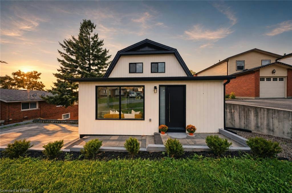 23 Aberdeen Street, Cayuga, ON, N3W 1C8