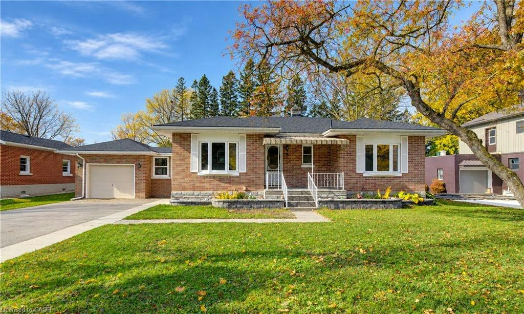 16 Snyder Avenue S, Woolwich, ON, N3B 1Y8
