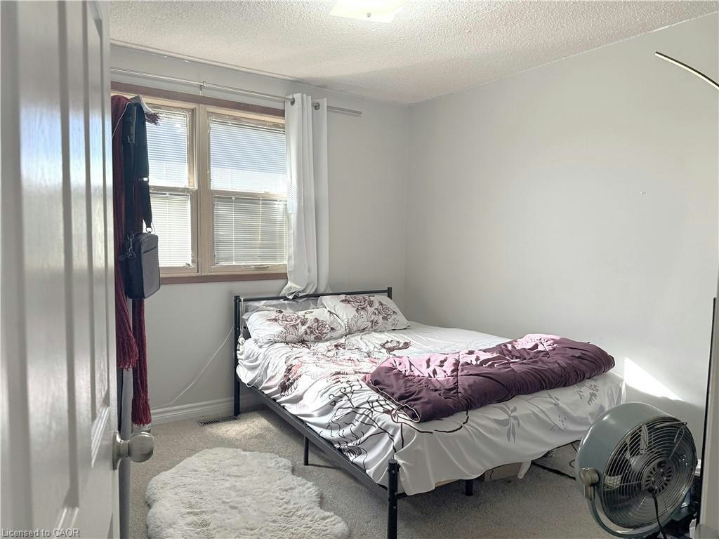 42 Southwood Court, Kitchener, ON, N2E 2H9 - 13