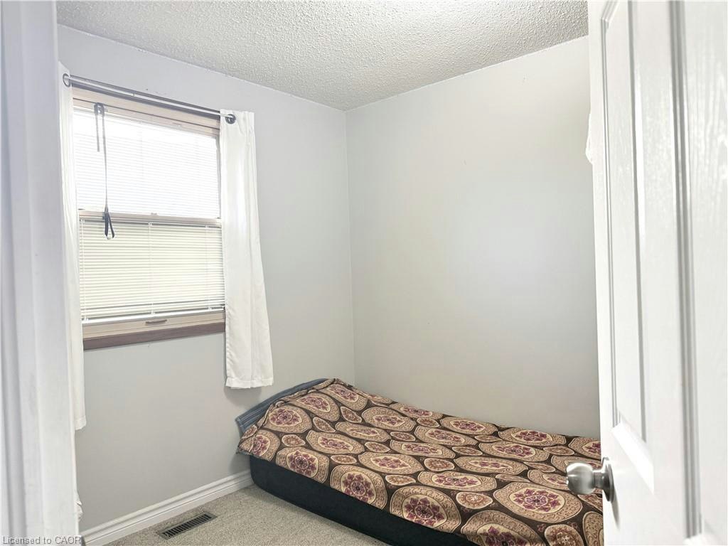 42 Southwood Court, Kitchener, ON, N2E 2H9 - 12