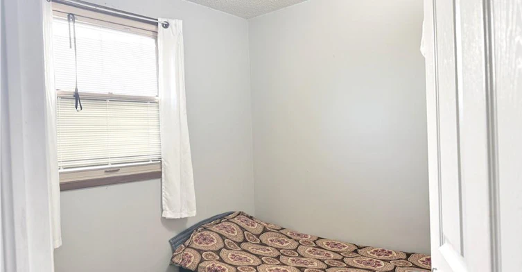 42 Southwood Court, Kitchener, ON, N2E 2H9 - 12
