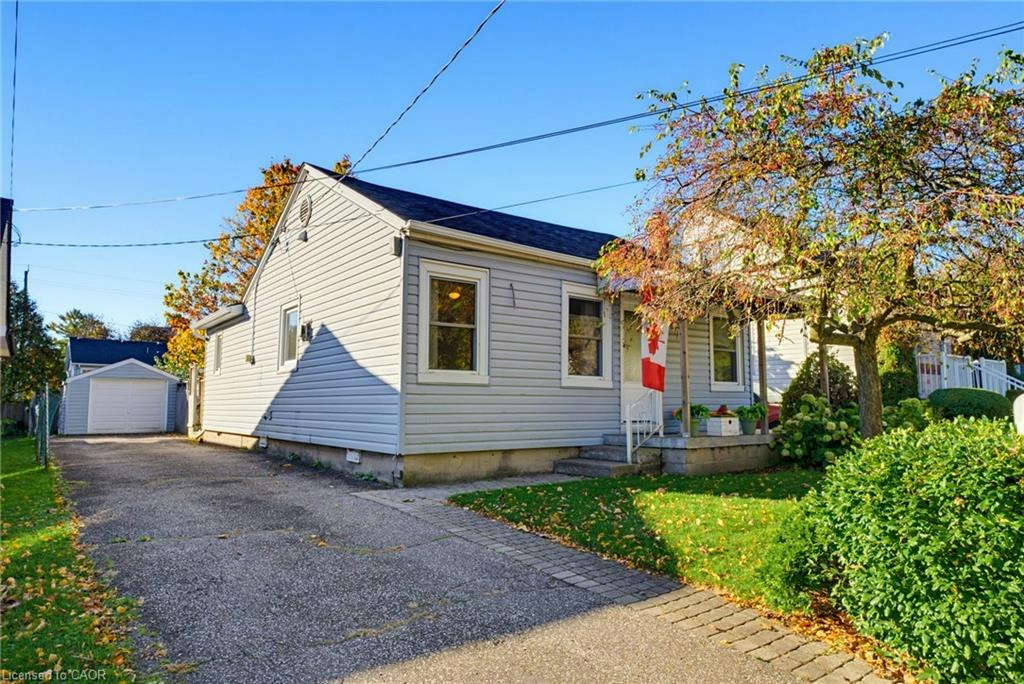 9 Spencer Avenue, Hamilton, ON, L9H 1E7