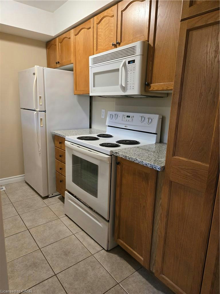 16-120 Dudhope Avenue, Cambridge, ON, N1R 4S1 - 4