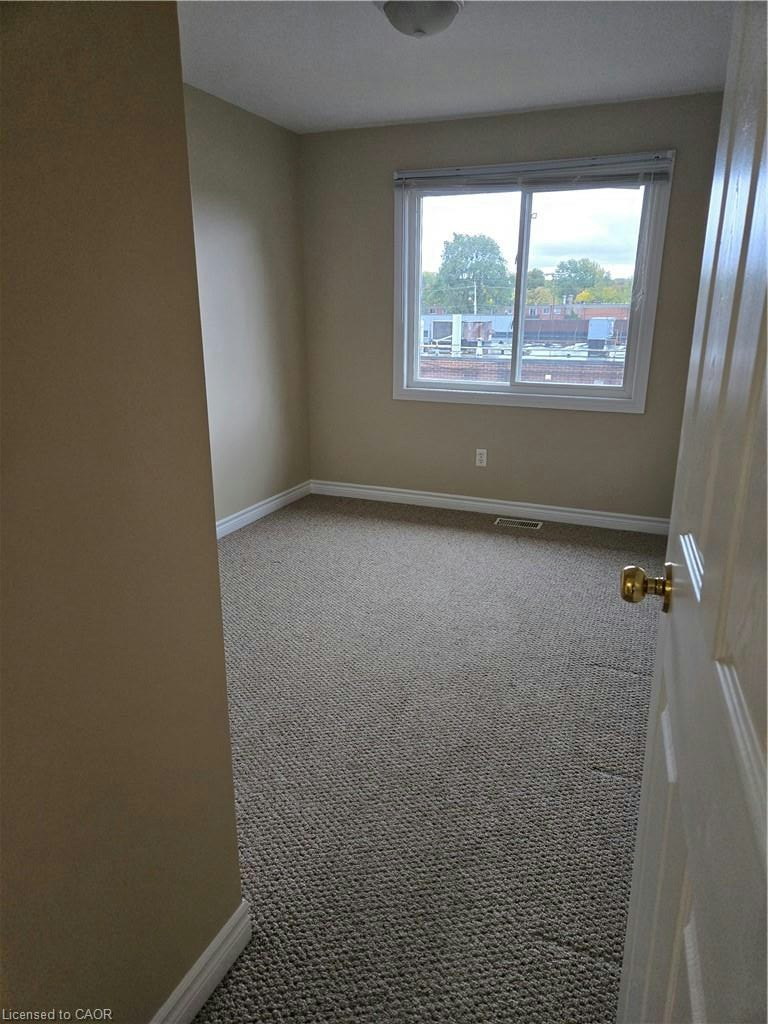 16-120 Dudhope Avenue, Cambridge, ON, N1R 4S1 - 18