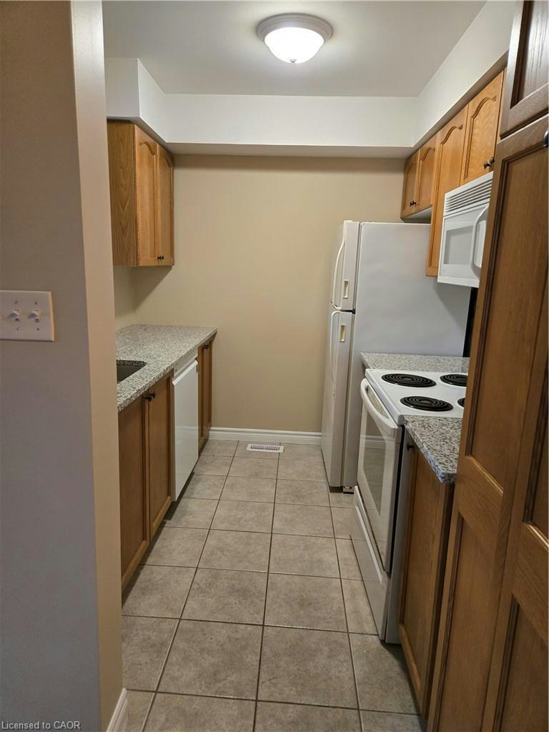 16-120 Dudhope Avenue, Cambridge, ON, N1R 4S1 - 6