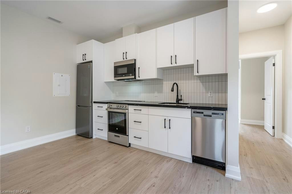 A-9 Munn Street, Hamilton, ON, L8V 1J8 - 10