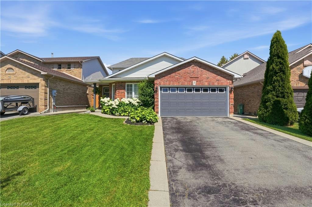 7 Rockhaven Lane, Hamilton, ON, L8B 0H7