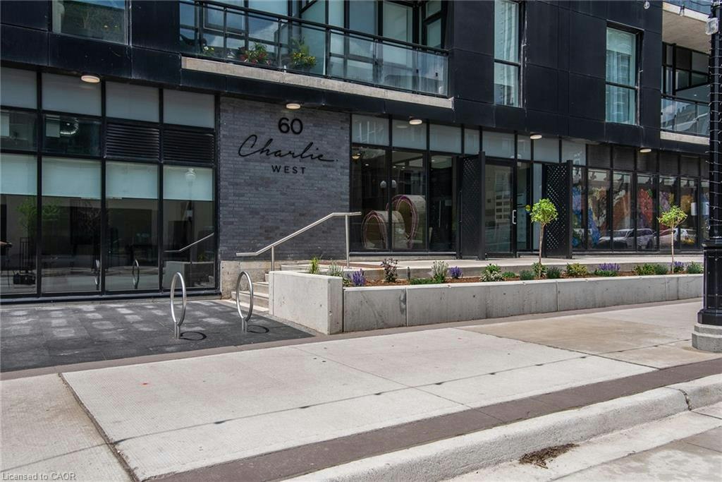 307-60 Charles Street W, Kitchener, ON, N2G 0C9 - 2