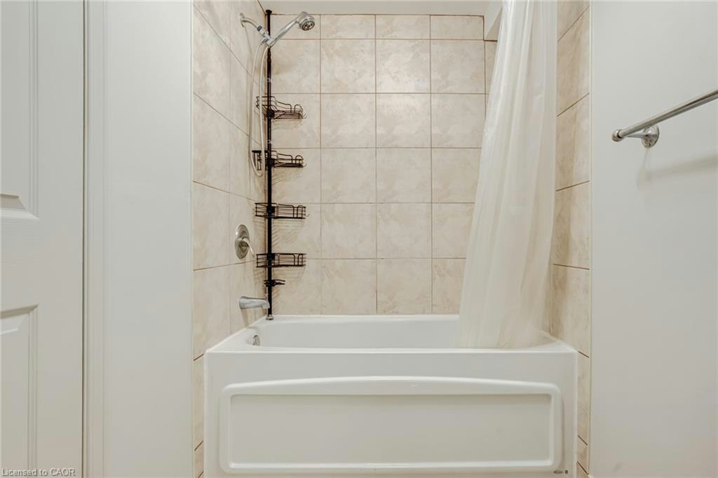 346 University Downs Crescent, Waterloo, ON, N2K 4A9 - 34