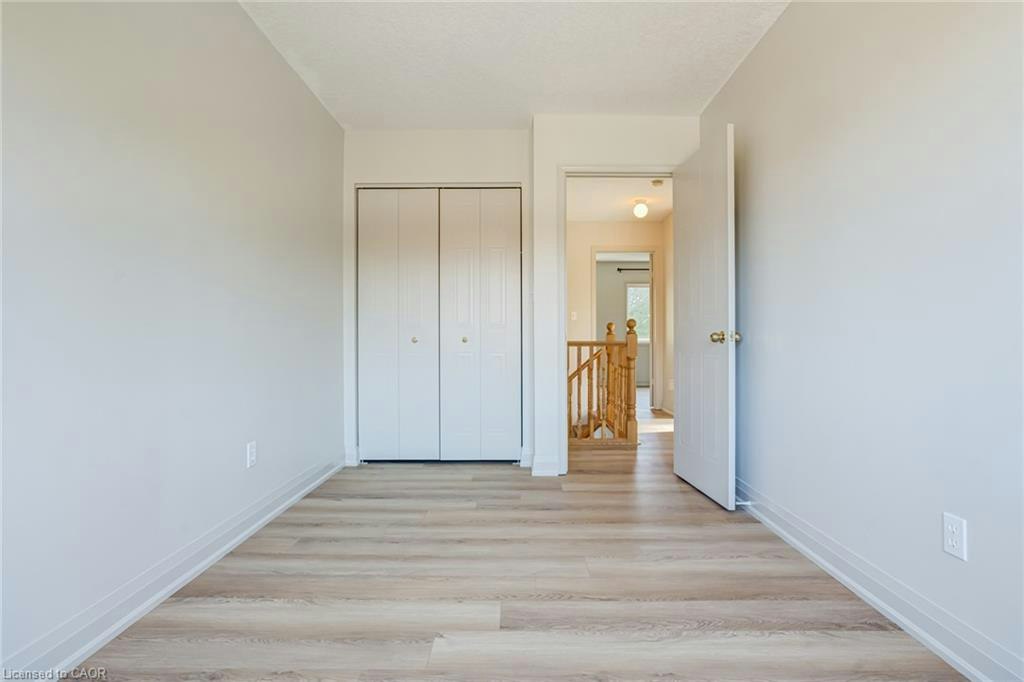 346 University Downs Crescent, Waterloo, ON, N2K 4A9 - 24