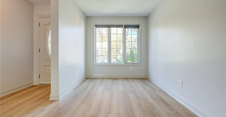 346 University Downs Crescent, Waterloo, ON, N2K 4A9 - 5