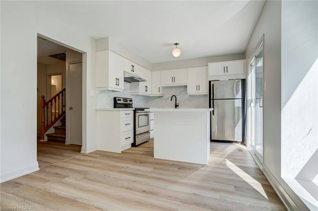 346 University Downs Crescent, Waterloo, ON, N2K 4A9 - 14