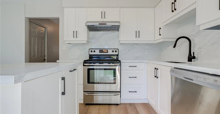 346 University Downs Crescent, Waterloo, ON, N2K 4A9 - 11