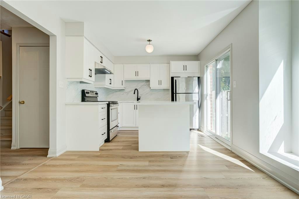 346 University Downs Crescent, Waterloo, ON, N2K 4A9 - 13