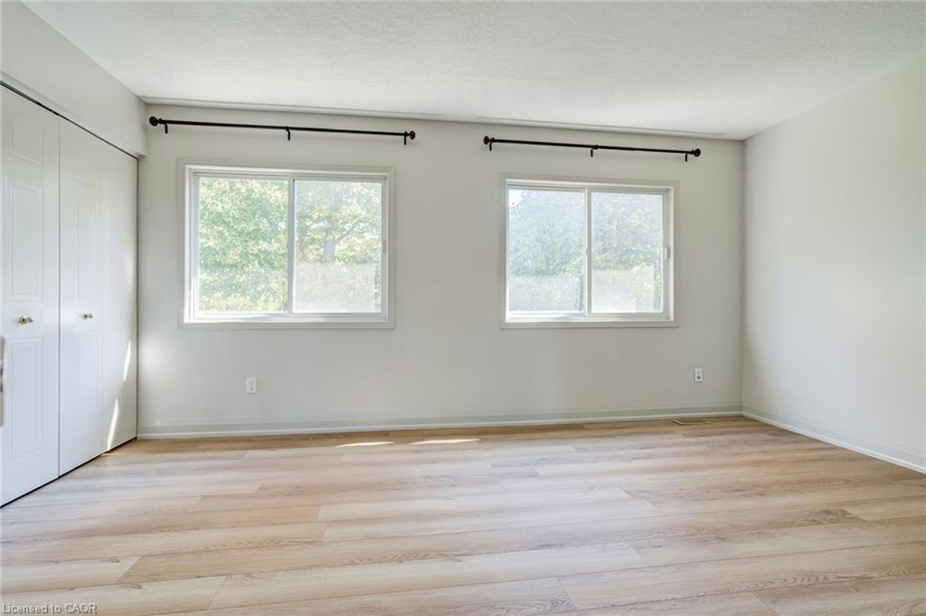 346 University Downs Crescent, Waterloo, ON, N2K 4A9 - 17