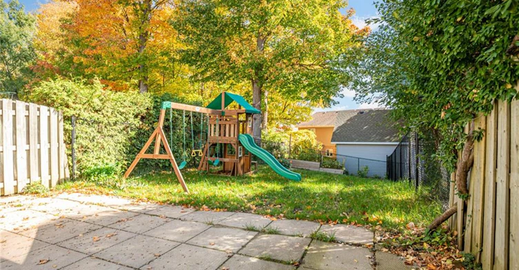 346 University Downs Crescent, Waterloo, ON, N2K 4A9 - 38