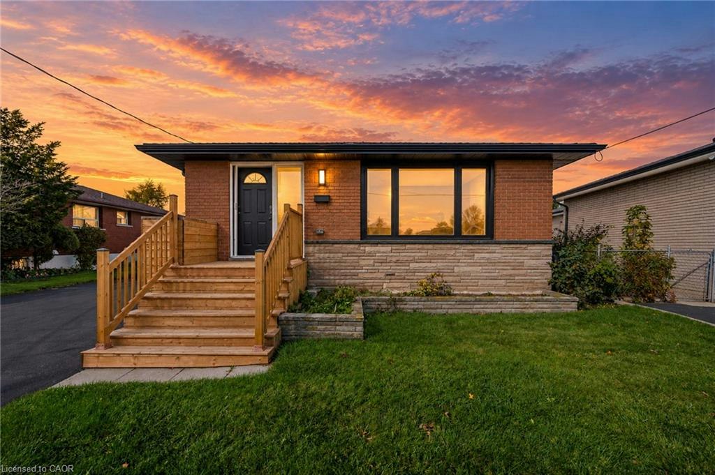 135 Nugent Drive, Hamilton, ON, L8H 2N3 - 4