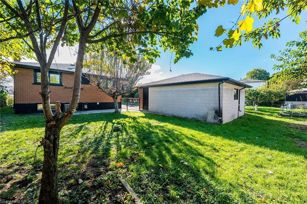 135 Nugent Drive, Hamilton, ON, L8H 2N3 - 30