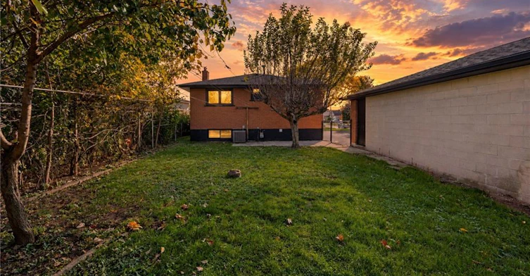 135 Nugent Drive, Hamilton, ON, L8H 2N3 - 32