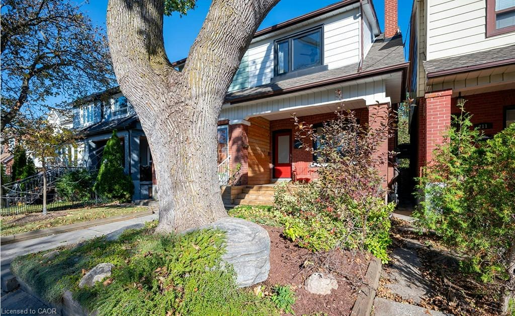 213 Boon Avenue, Toronto, ON, M6E 3Z7