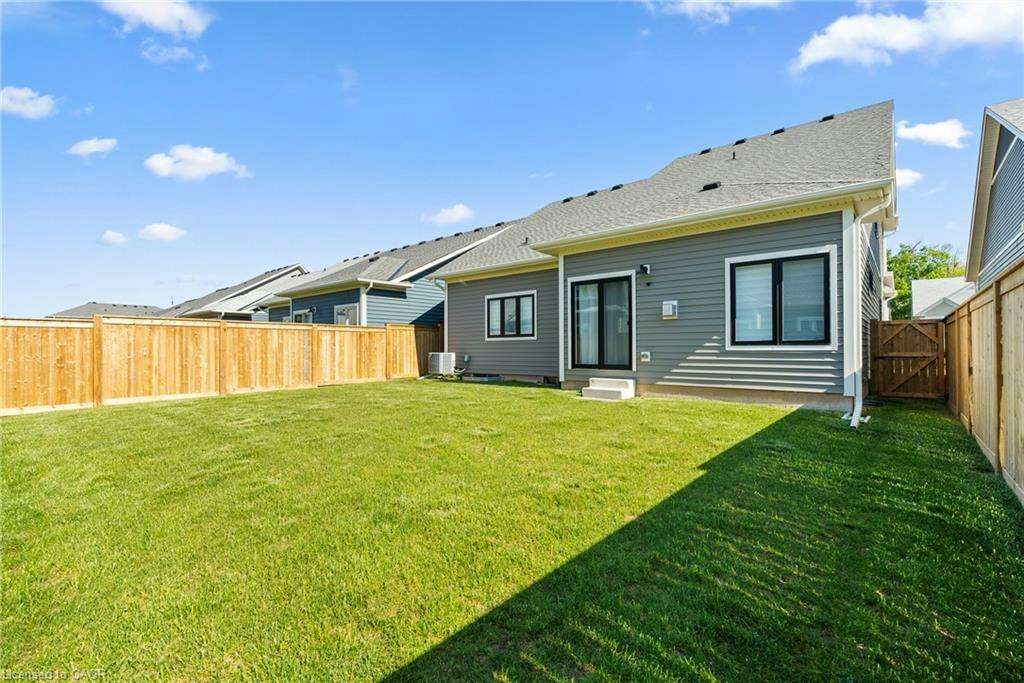 26 Beachwalk Crescent, Fort Erie, ON, L0S 1N0 - 44