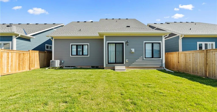 26 Beachwalk Crescent, Fort Erie, ON, L0S 1N0 - 42