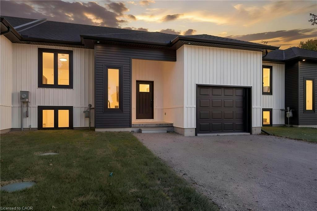 2-155 Davis Street, Southwest Middlesex, ON, N0L 2N0