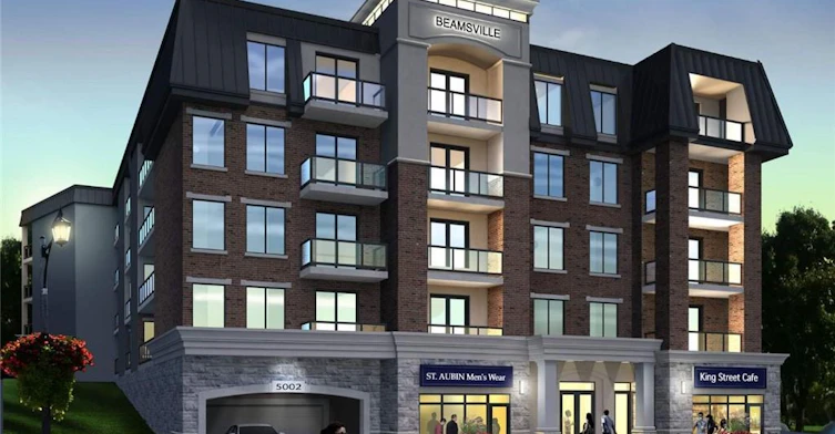 403-5002 King Street, Lincoln, ON, L3J 2J5