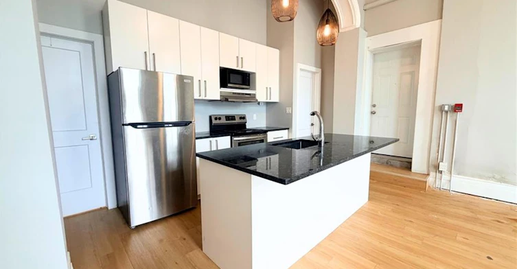115 Park Street S, Hamilton, ON, L8P 3E6 - 2