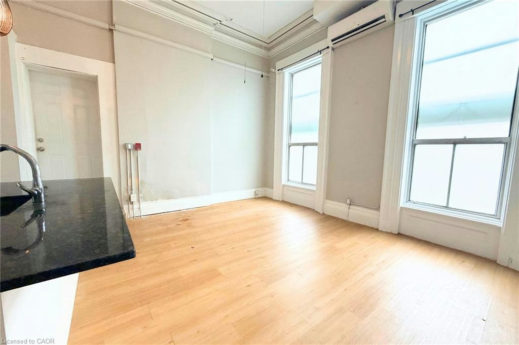 115 Park Street S, Hamilton, ON, L8P 3E6 - 4