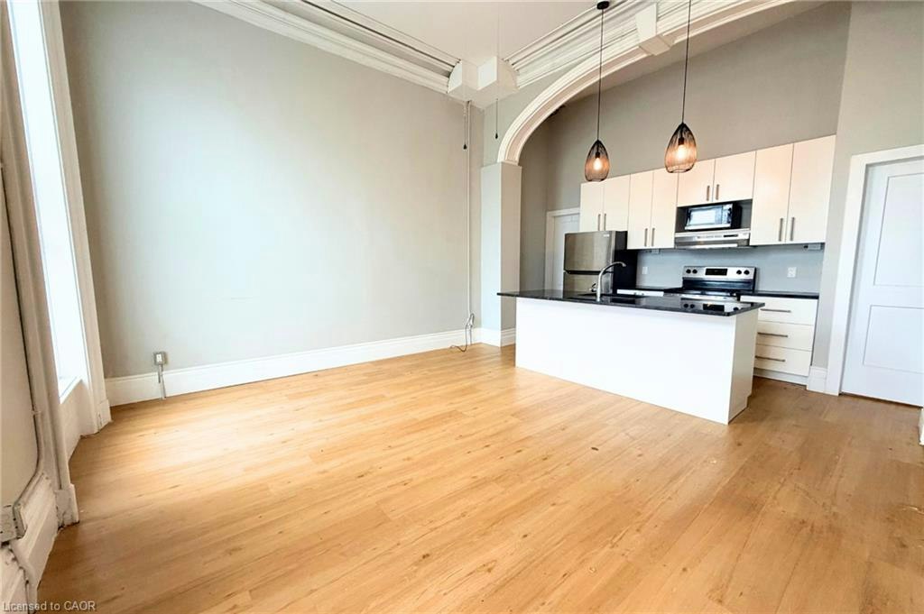 115 Park Street S, Hamilton, ON, L8P 3E6 - 3